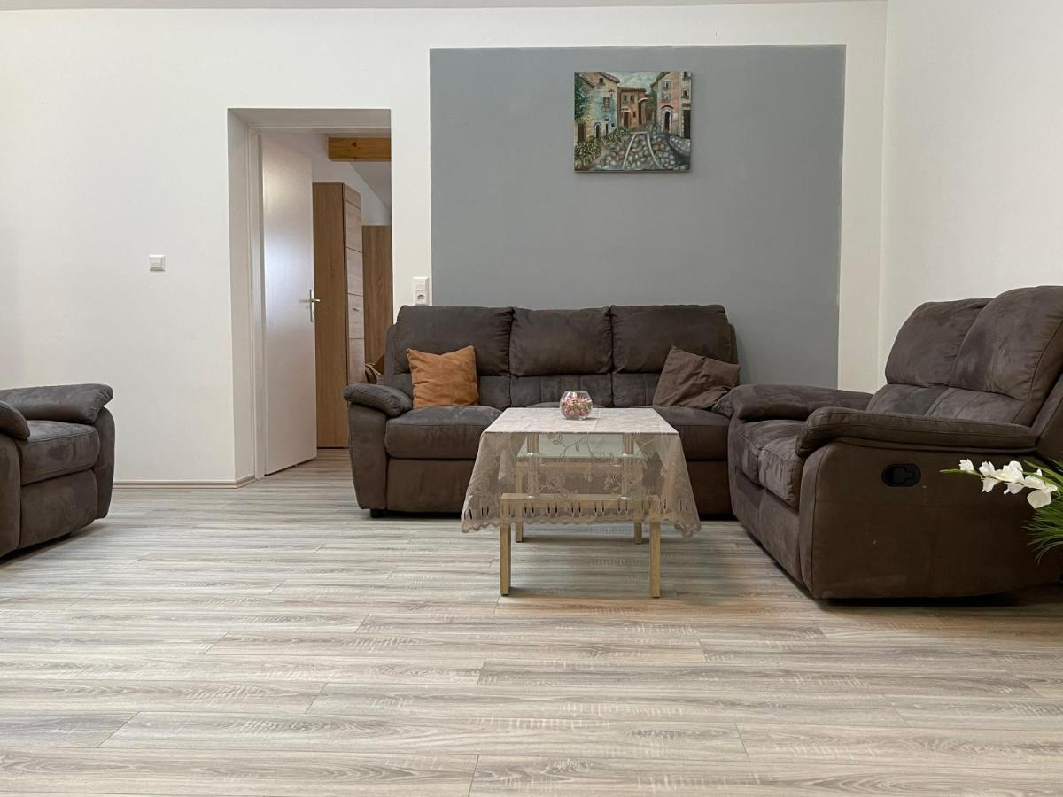 Ferienwohnung Einstein Feldkirch  エクステリア 写真